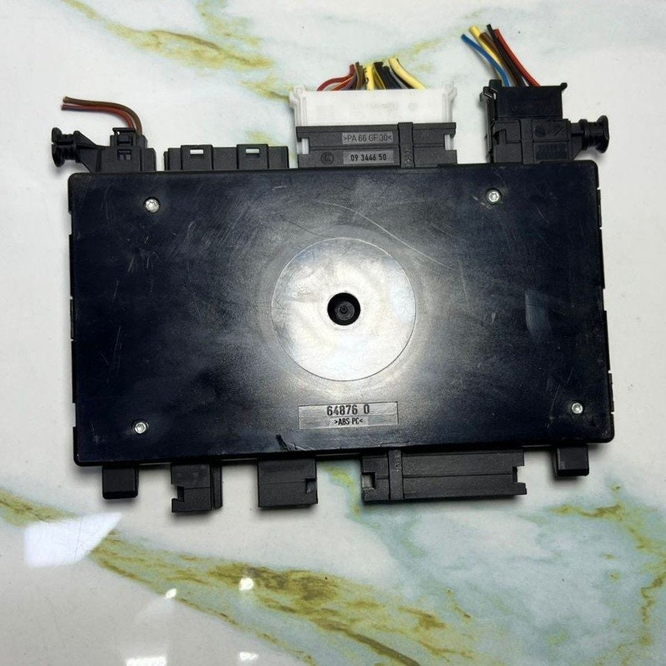 2010-2014 Mercedes-Benz C250 Front Left Seat Memory Module A 172 900 75 00