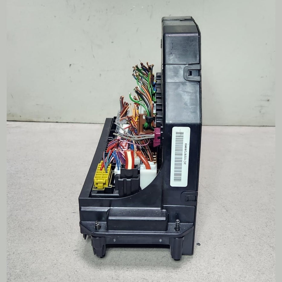Mercedes-Benz Fuse Box A2129005722 C-Class W204 and E-Class W212