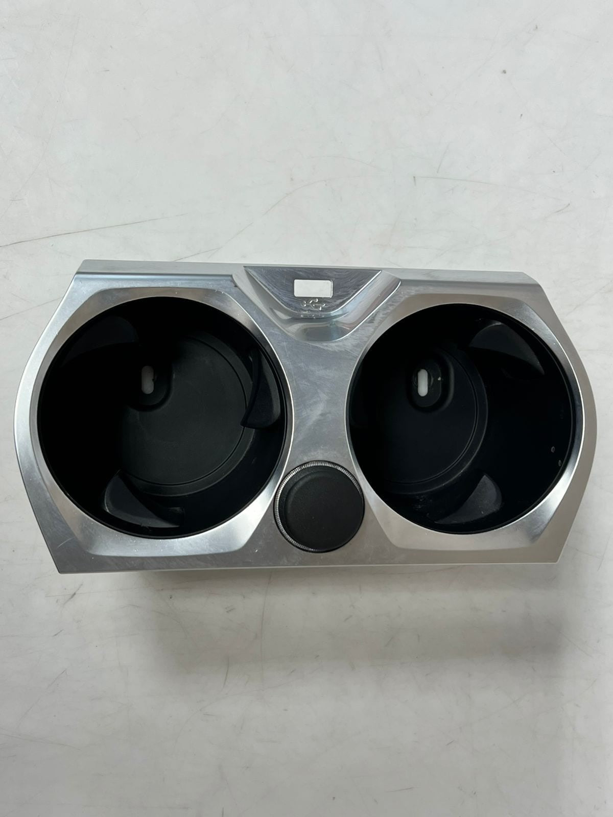 2019-2023 BMW 8' G14, G15, G16 M850i CENTRE CONSOLE Cup Holder 9396505 OEM