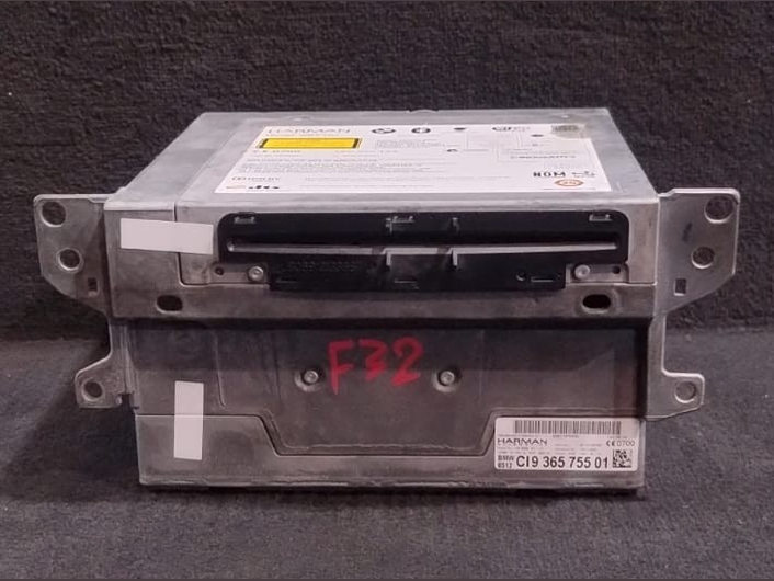 BMW F01 F02 F10  F20 F21 F30  X3  X5 F15 RADIO CD / DVD GPS HEAD UNIT 9365755