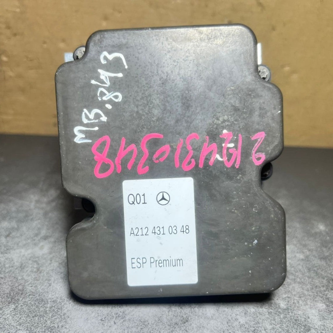 13-16 Mercedes W212 E-Class ABS Anti Lock Brake Pump Module A212 4310348 OEM