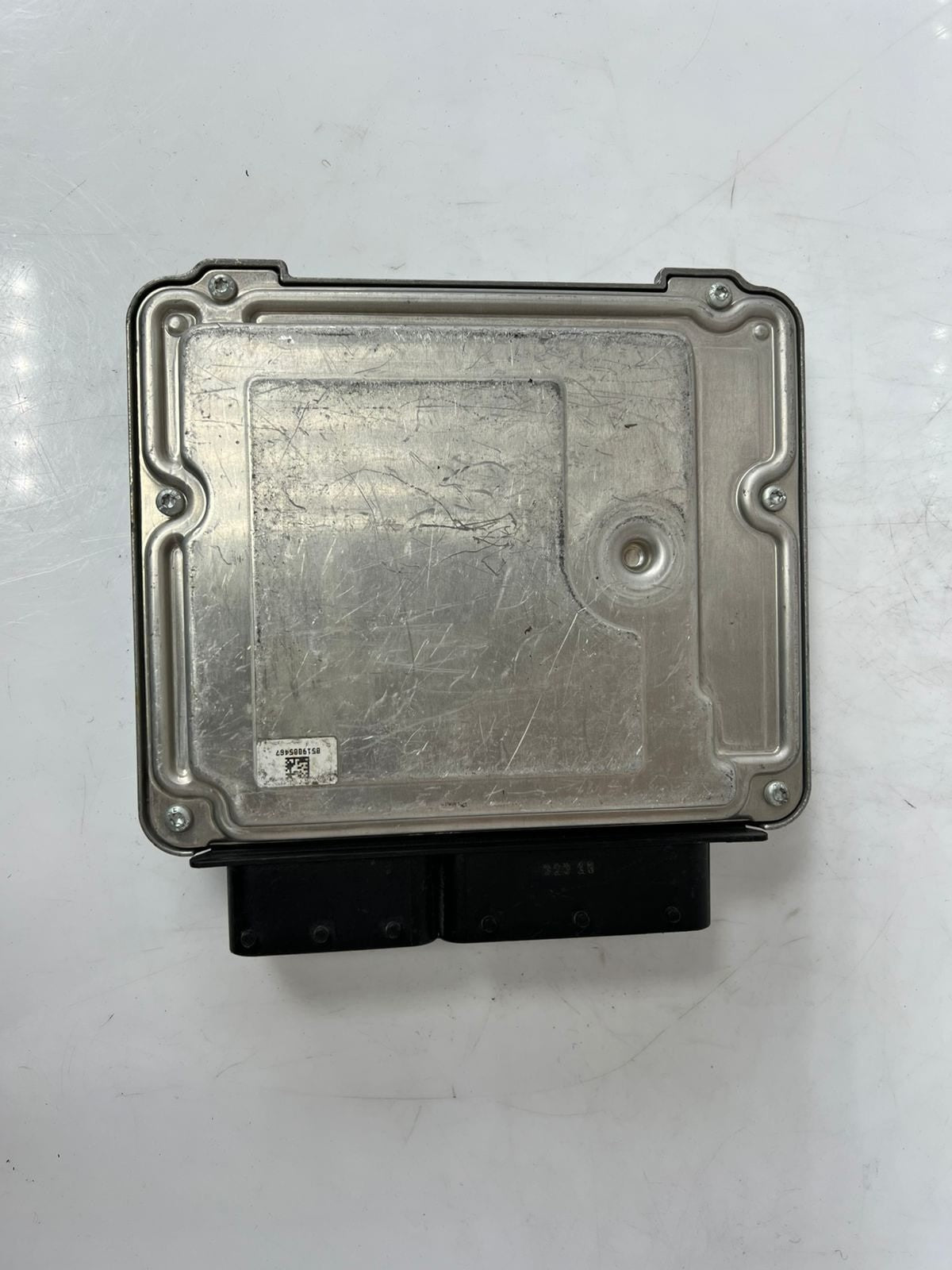 BMW F10 F11 F20 F25 F30 F32 F33 F36 ECU Engine Control Unit N47 Diesel 8576333