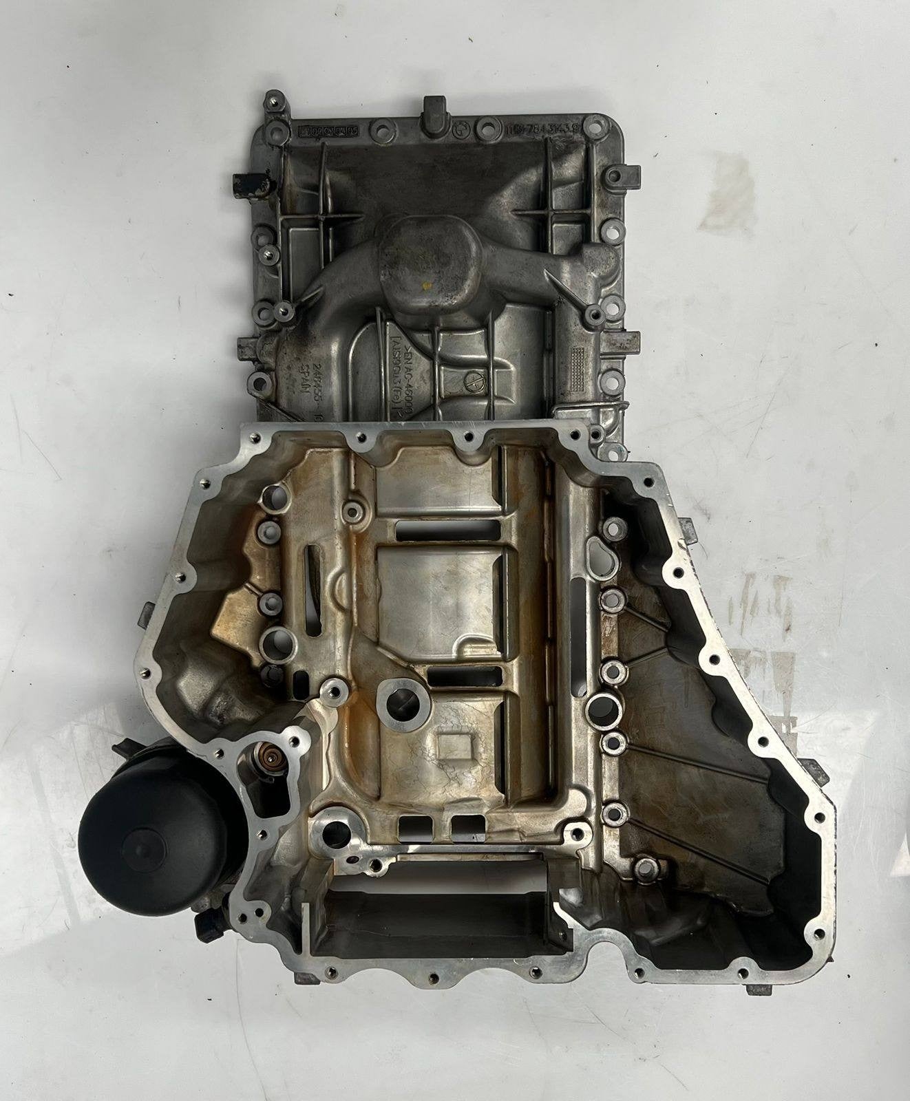 2012-2016 BMW M5 Upper Engine Oil Pan 7843143 M6 F12 F13 4.4L twin turbo S63