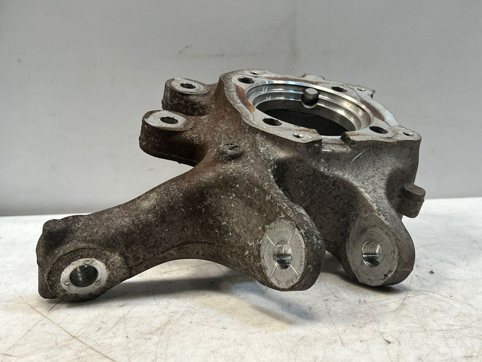 2011-2015 BMW 528i  5 Series F10 F11 AXLE Rear Wheel Bearing Hub 6793770 OEM