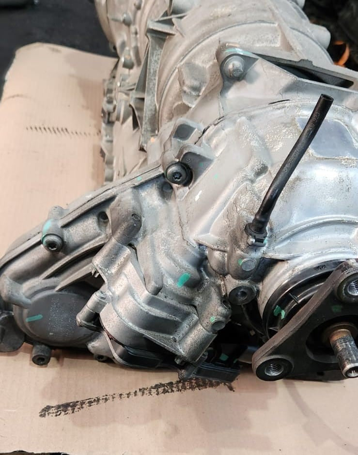 2012 BMW X3 F25 X5 X6 F30 F31 330d Automatic Transmission GA8HP70X 7643203