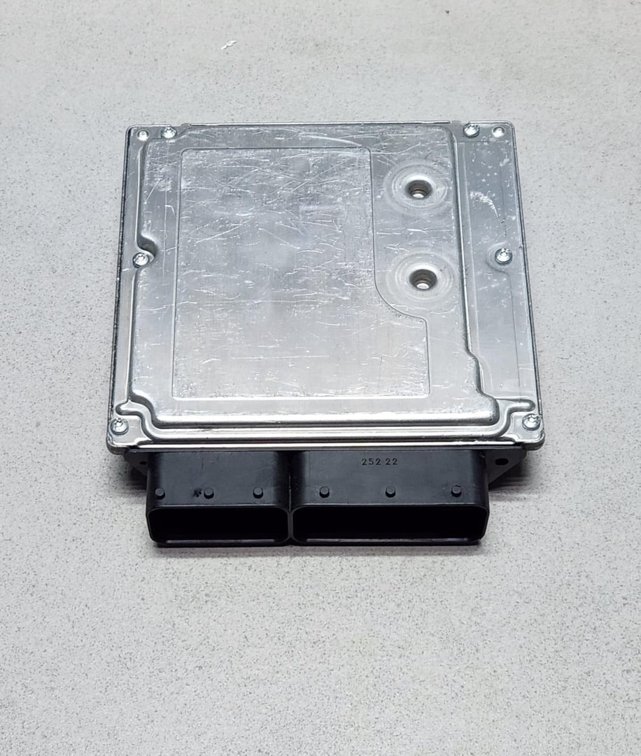 2003-2010 BMW 5 Series Engine Control Module 7799856 E90 and E91