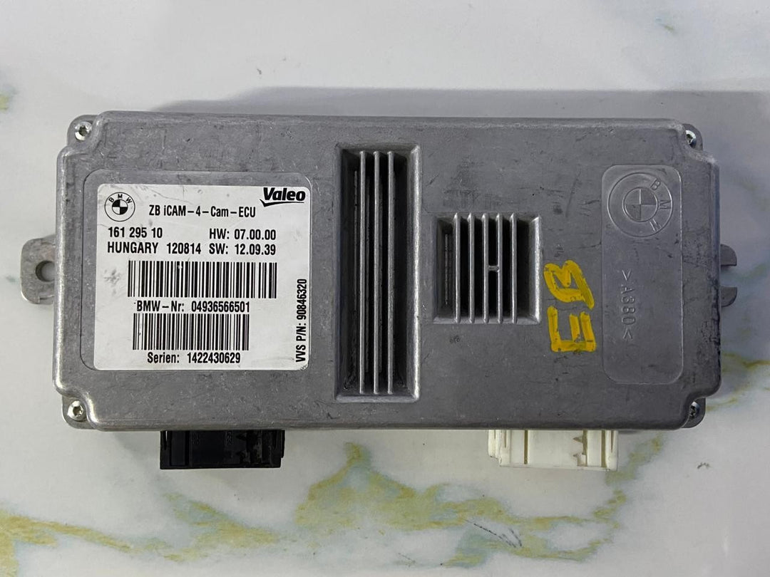 OEM BMW X5 F15 SURROUND VIEW CAMERA CONTROL MODULE 9365665