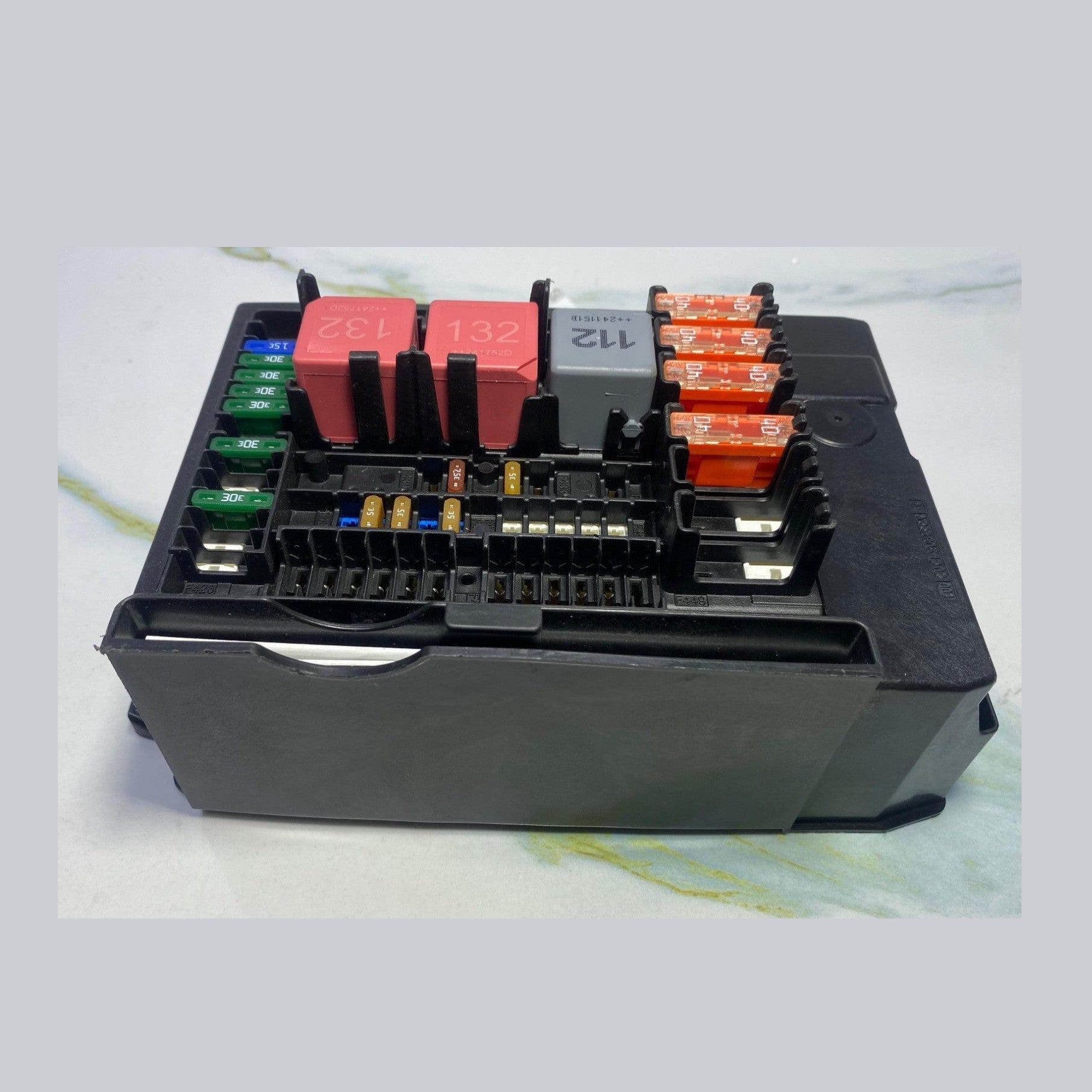 21-24 Mercedes W206 C250 C-Class Fuse Junction Block Relay Box A223 9061502 OEM