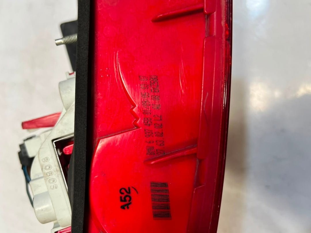 BMW 3' 328i E90 E92 E93 Rear Left Taillight 6937457, 6937458, 6937459, 6937460