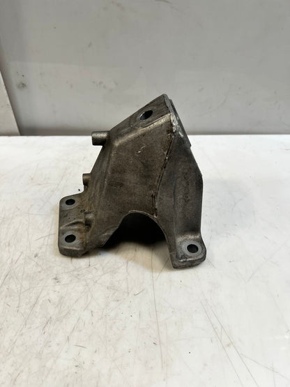 BMW 5 Series F10 F11 525d xDrive Engine Mounting Bracket Right Aluminium 6793004