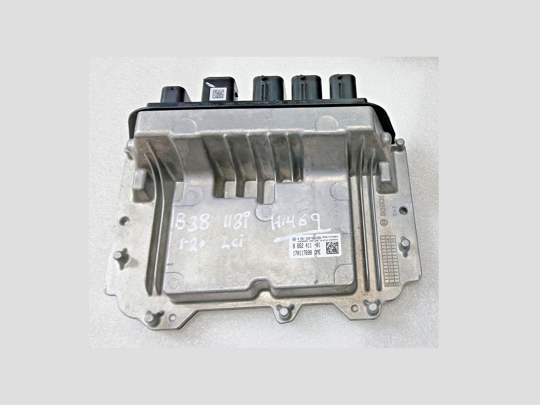 BMW 118i 318i F30 F20 2015 B38 ENGINE CONTROL ECU UNIT MODULE DME 8662411
