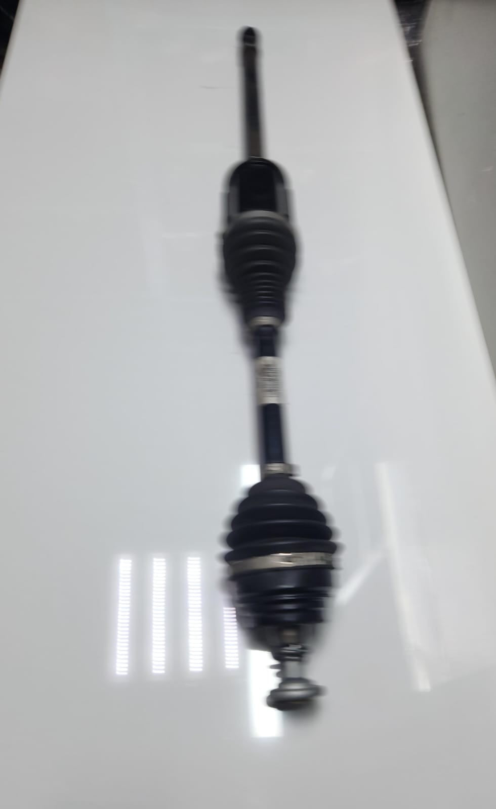 2020 BMW 5 Series Front Driveshaft 9884748 5 Series G30 G31 G38
