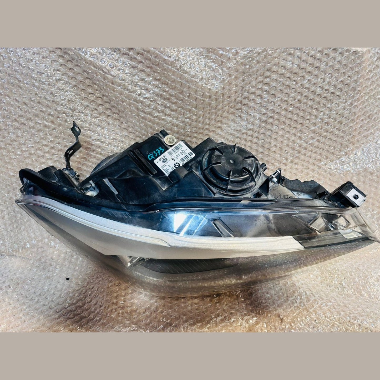 Bmw 1 series 116I F20 2010 TO 2013 Headlight RHS NONE XENON 7229686