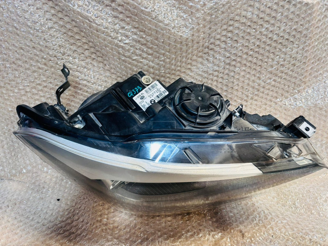 Bmw 1 series 116I F20 2010 TO 2013 Headlight RHS NONE XENON 7229686