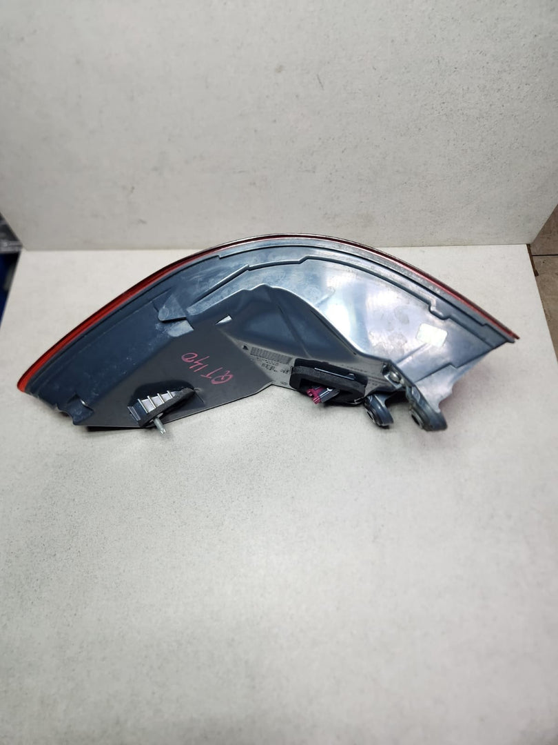 BMW 5 Touring Rear Tail Light Left Outer Led 7388947 5 Series G31