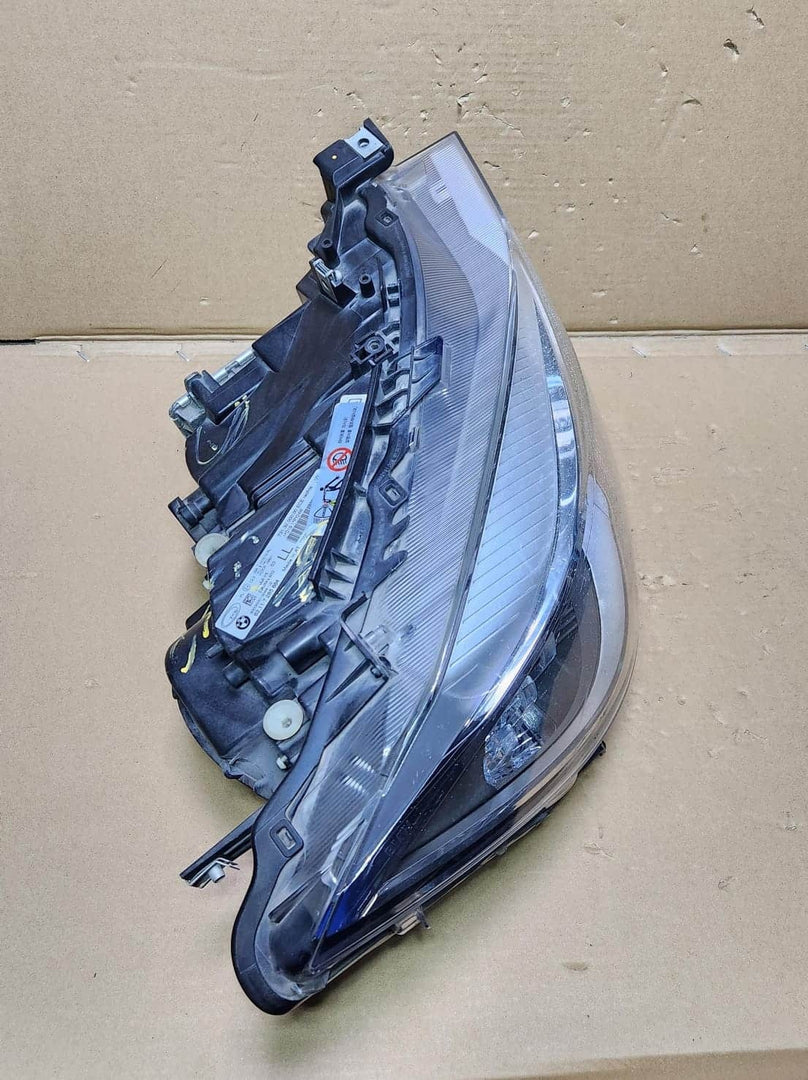 2013-2016 BMW 328i Bi-Xenon Headlight Assembly 7285684 3 Series F34 GT 328i 330i