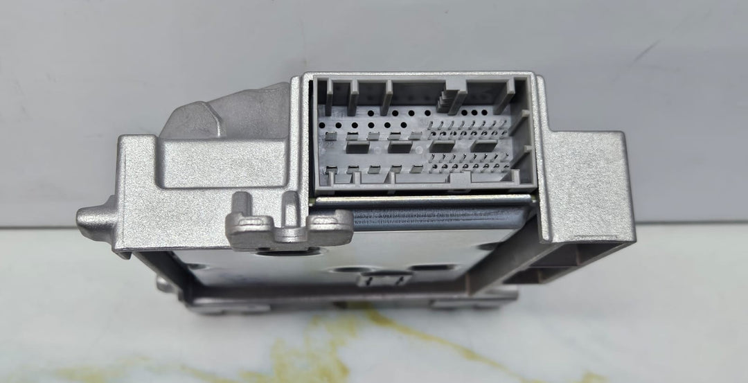 2017-2019 BMW G20 G21 G30 G31 G11 G05 X5 M4 Audio Amplifier Booster 5A5CA89 OEM