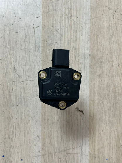 2006-2011 BMW 323i Oil Level Sensor 7607910 323i, 325i, E82 E90 