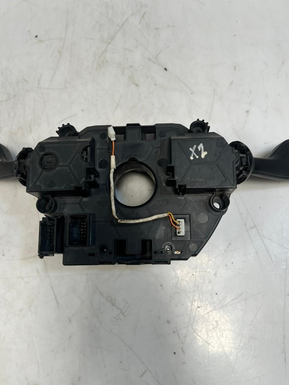 2018-2023 BMW X2 X1 Steering Column Switch Module 6823664 OEM