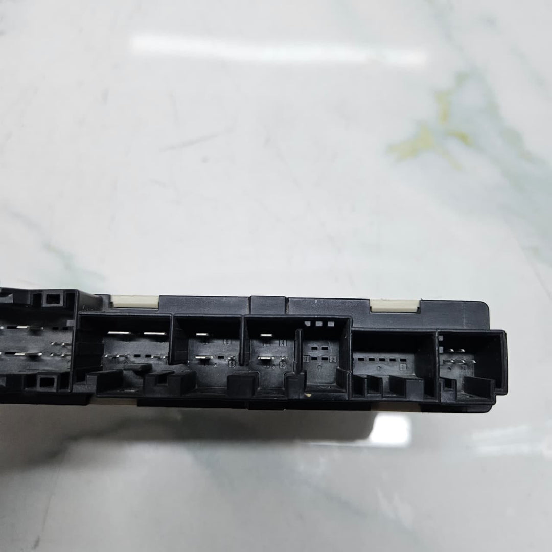 OEM BMW 5 Series G30 F90 550d xDrive Seat Control Module Electronic 7943765