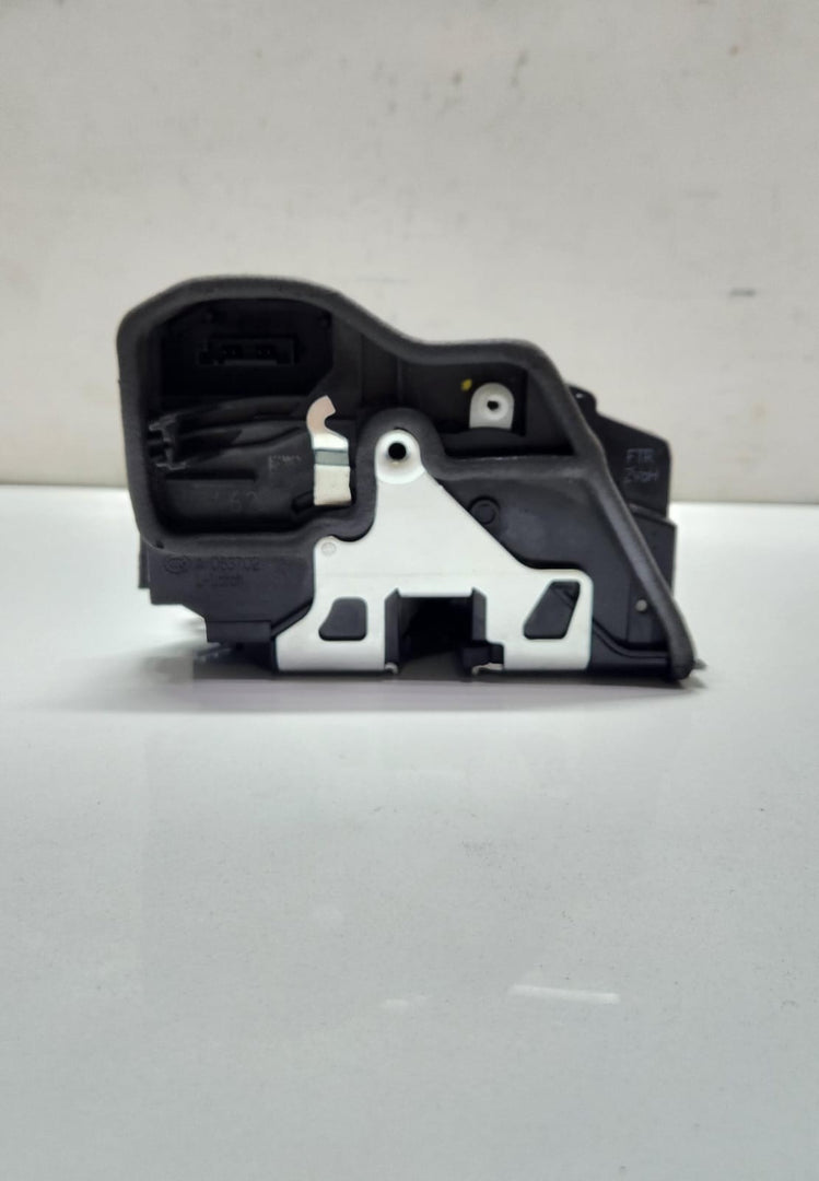 BMW Door Lock Actuator Front Right 7229462 1 Series F20 3 Series 5 Series E60 