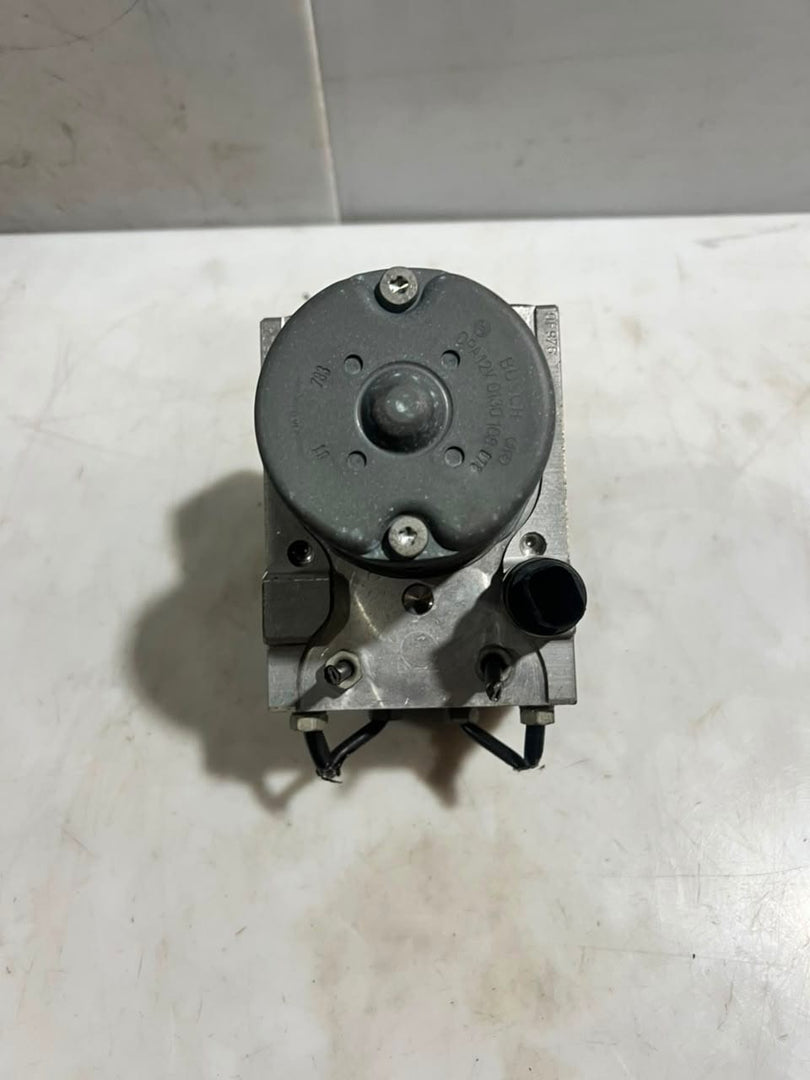 2006-2008 BMW 7 Series 750i and 750Li E65 E66 ABS Pump Module 6771233 OEM