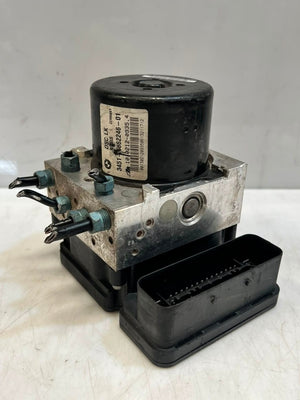 2013 BMW 320i 3' F30 F31 DSC HYDRAULIC ABS Pump Module 6862246 OEM