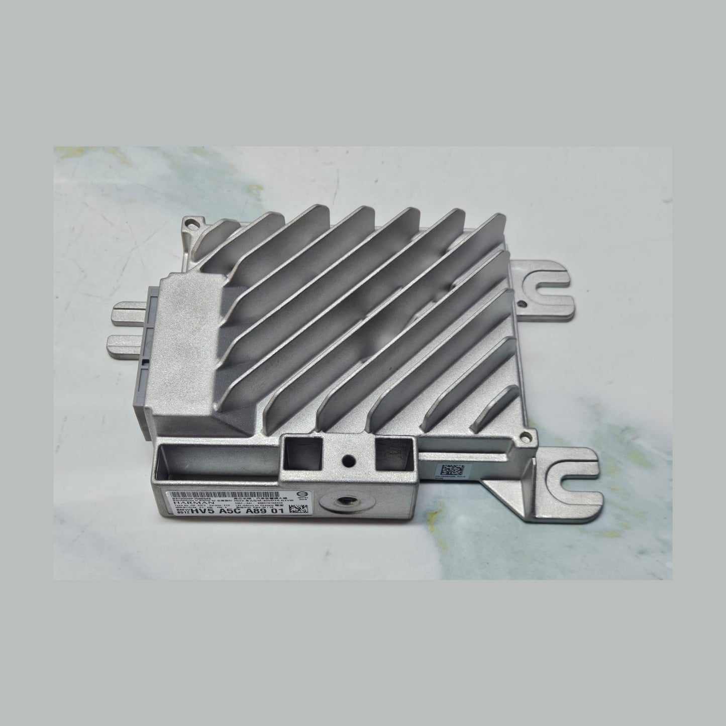 2017-2019 BMW G20 G21 G30 G31 G11 G05 X5 M4 Audio Amplifier Booster 5A5CA89 OEM