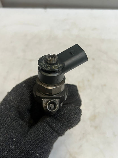 2010-2020 Mini Cooper 1 Series F20 116d 316D E84 Fuel Injector 7798446 OEM