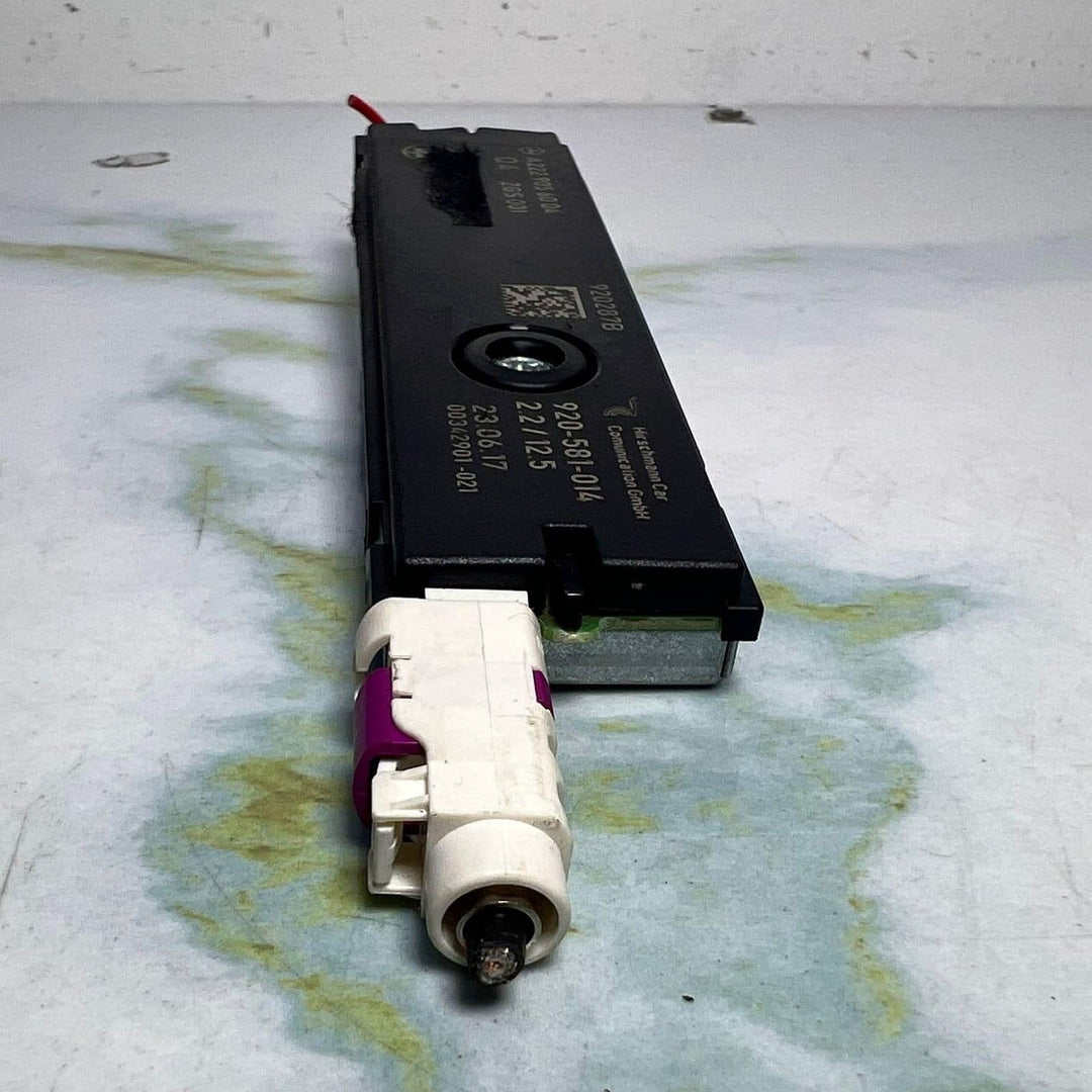 Mercedes Antenna Amplifier A2229056004 W166, A-Class W176, and B-Class W246 CLA