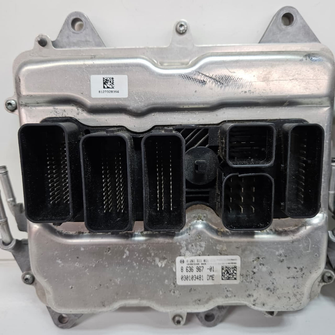 8636967-2014-2018 BMW X6 F16 N63 Engine Control Module ECU DME Key Set