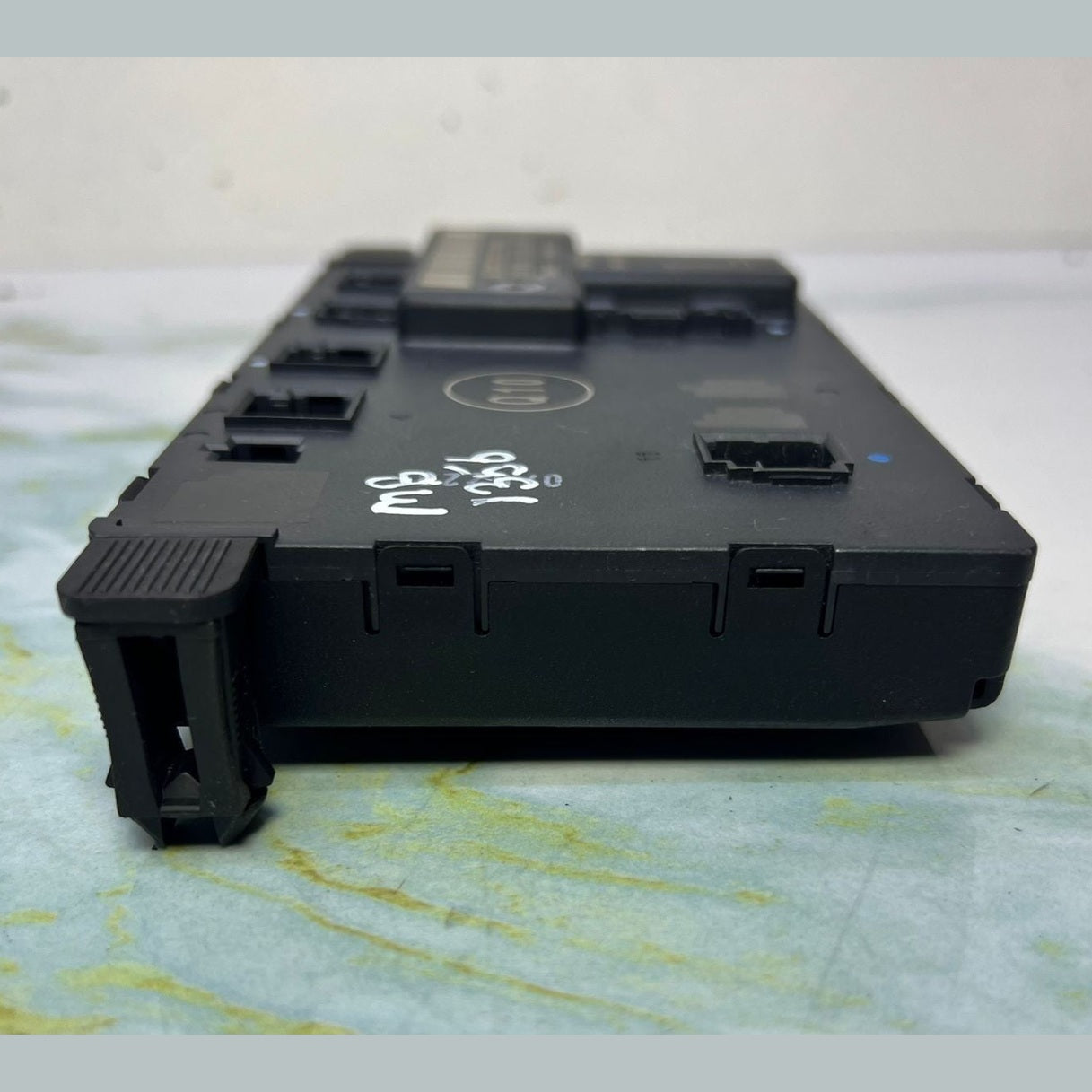 Genuine 02-07 Mercedes-Benz C230 Front Left Door Control Module 2038201585 W203 