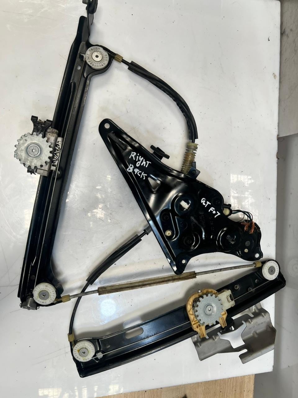 2013-2018 BMW 650i GT F07 6' F06 Rear Right Door Window Regulator 7275400 OEM