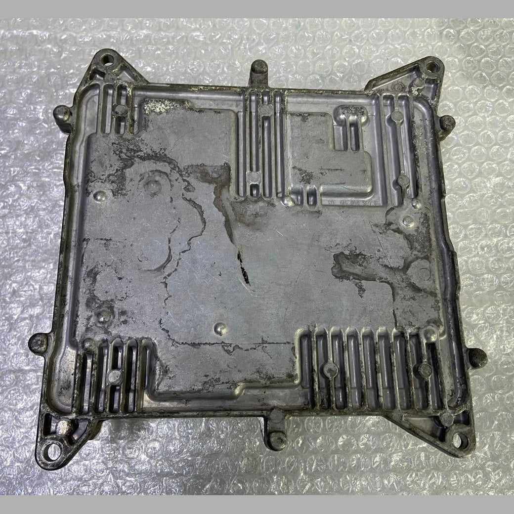OEM BMW 320i N20 F30 F20 ENGINE CONTROL UNIT ECU ONLY ECM DME 8604210 BOSCH
