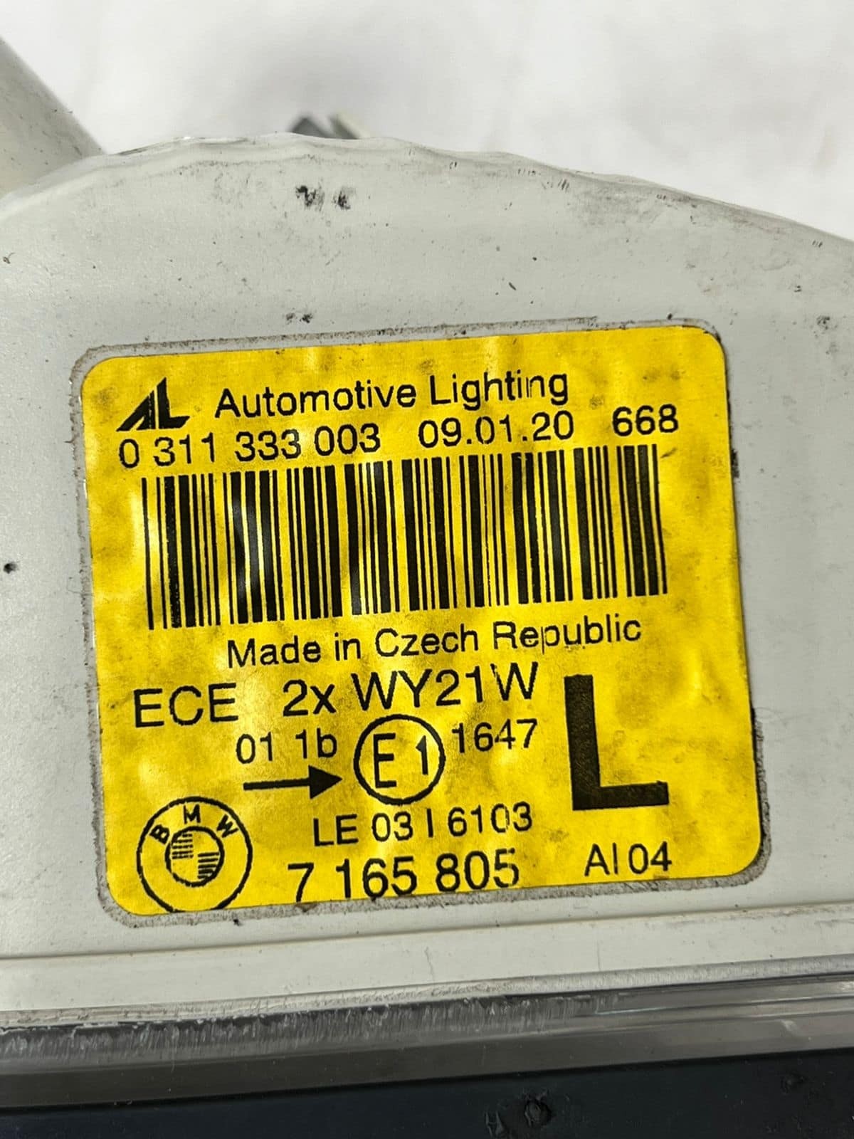 2007 BMW 650i 6 Series E63 Front Left Turn Indicator LIGHT 7165805 OEM