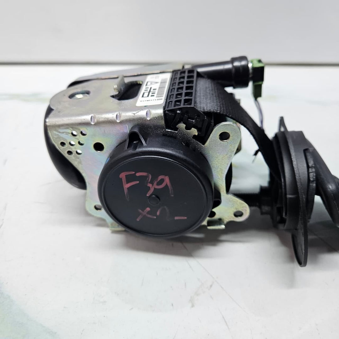 2019 BMW X1 F48 X2 F39 Front Left Seat Belt 7401713