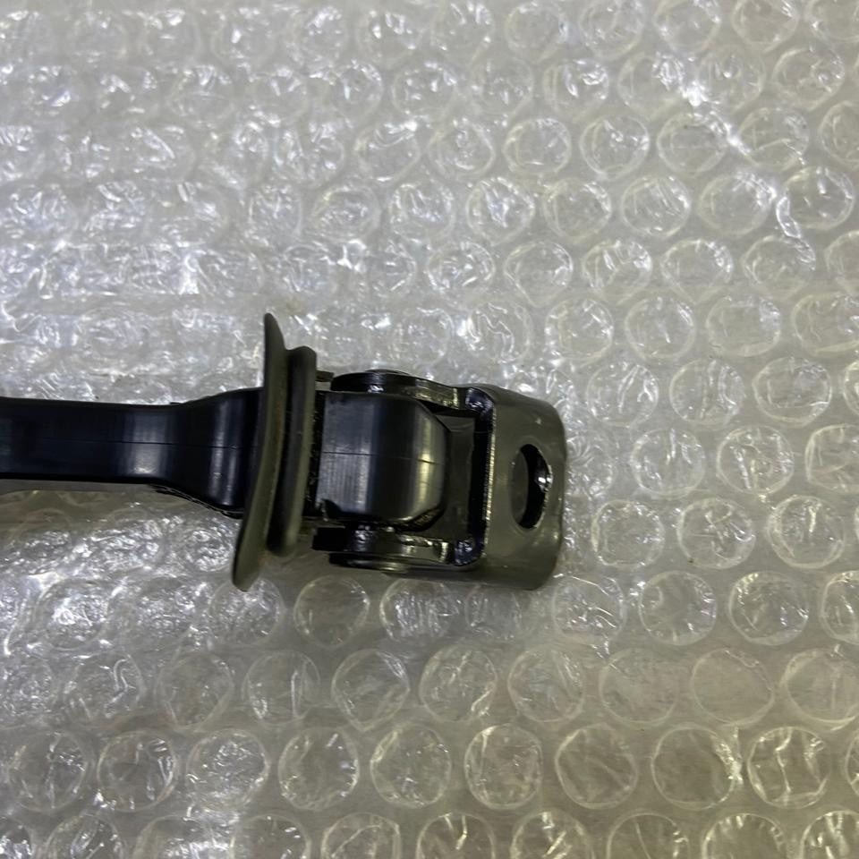OEM BMW 1 Series F40 Front Left Door Check Strap Limiter (7447993)