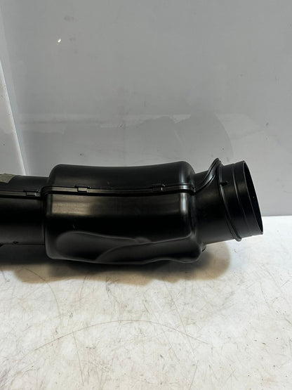 2012-2015 BMW X1 E84 N20 Air Intake Duct HOSE PIPE LINE 7632501 OEM