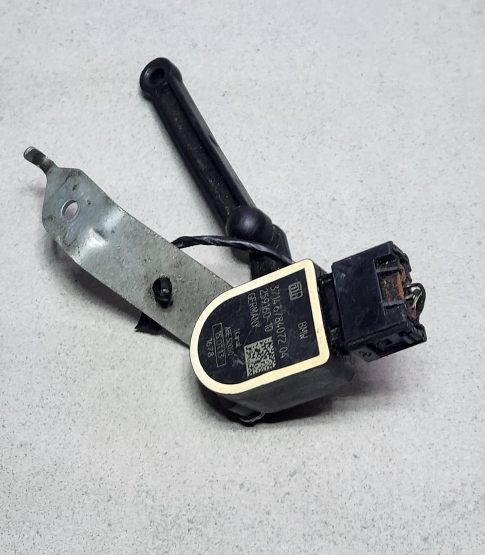 2011-2016 BMW 528i Height Level Sensor 6784072 K1600GT K1600GTL and 1 Series F20