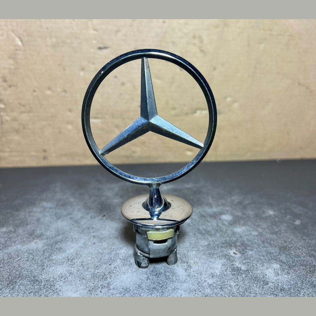 Front Hood Ornament Mounted Star Emblem For Mercedes-Benz C E S AMG Silver Logo