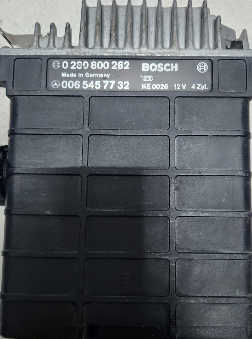 Benz Engine Control Unit 0280800262  W201 and W124 ECU