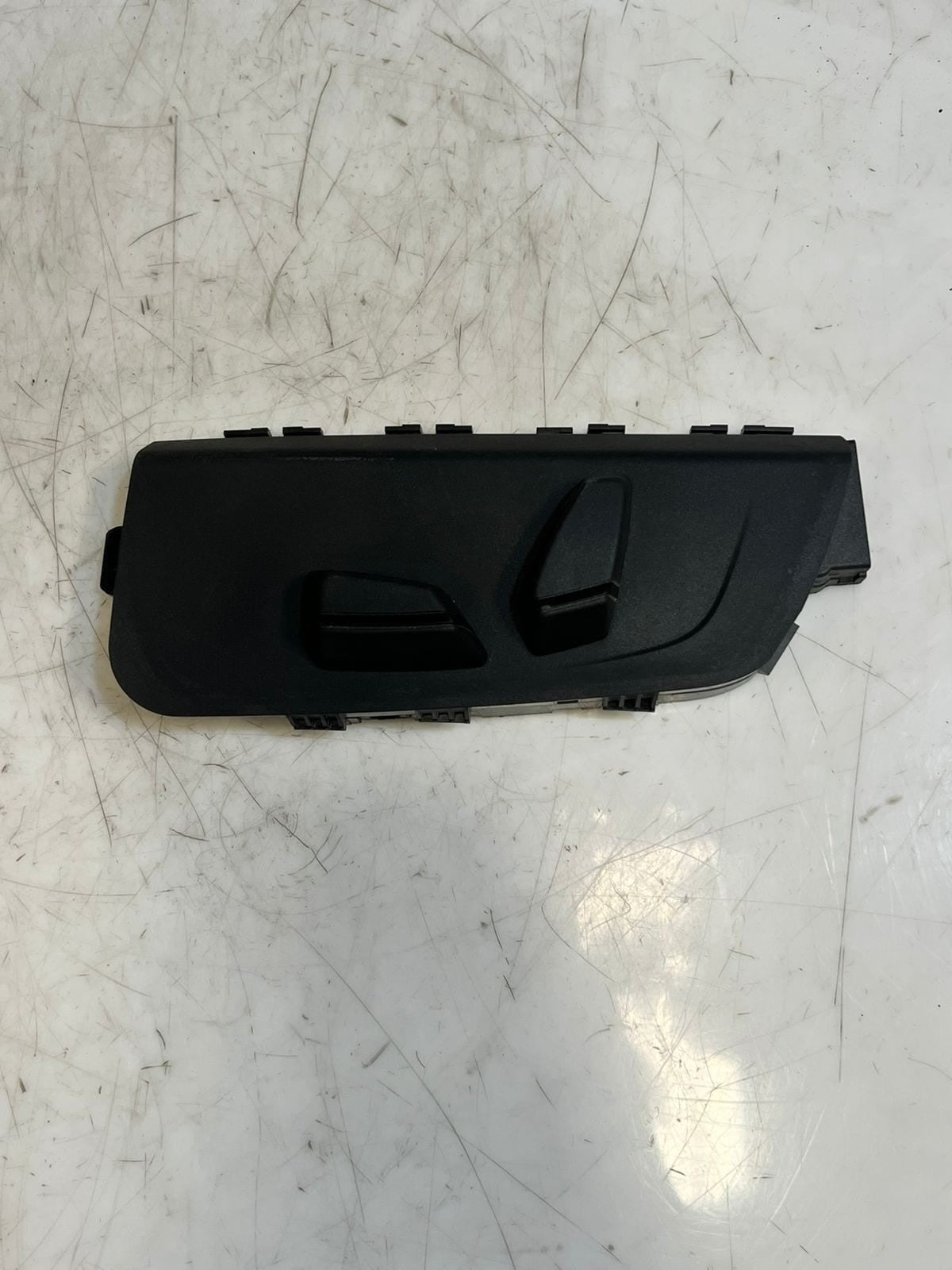 2014-2018 BMW X5 X6 F15 F16 Front Seat Adjustment Switch LEFT SIDE 9276453 OEM
