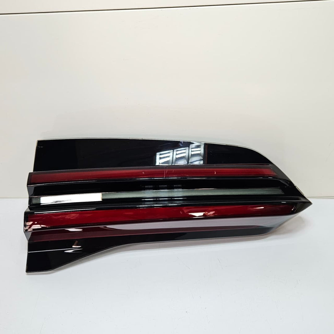 2018 BMW X5 G05 Tailgate Left Side Tail Light 5A11EC1