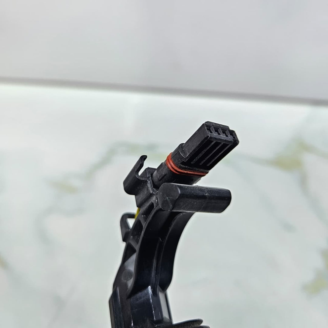 Genuine BMW G30 F90 G32 Rear Left Door Exterior Handle Keyless Access 7443065