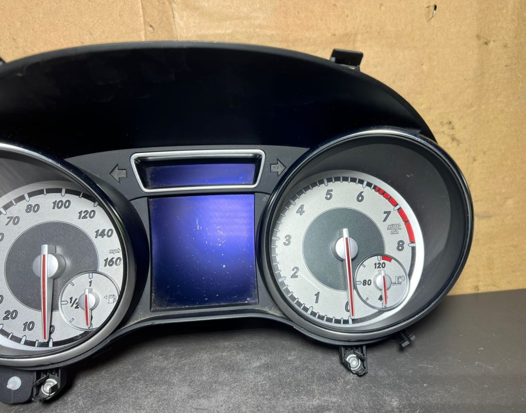 14-17 Mercedes-Benz W117 CLA 250 Instrument Cluster Speedometer A117 9007600 OEM