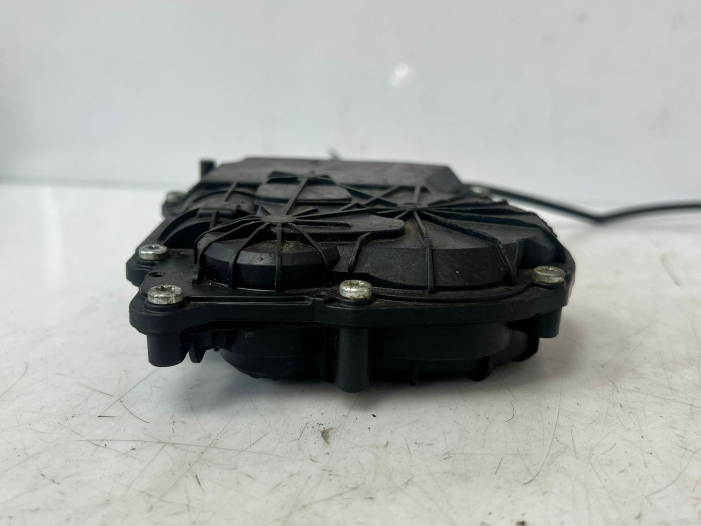 2010 BMW 550i F07 5 Series GT Trunk Lid Soft Close Actuator Motor 4329789 OEM