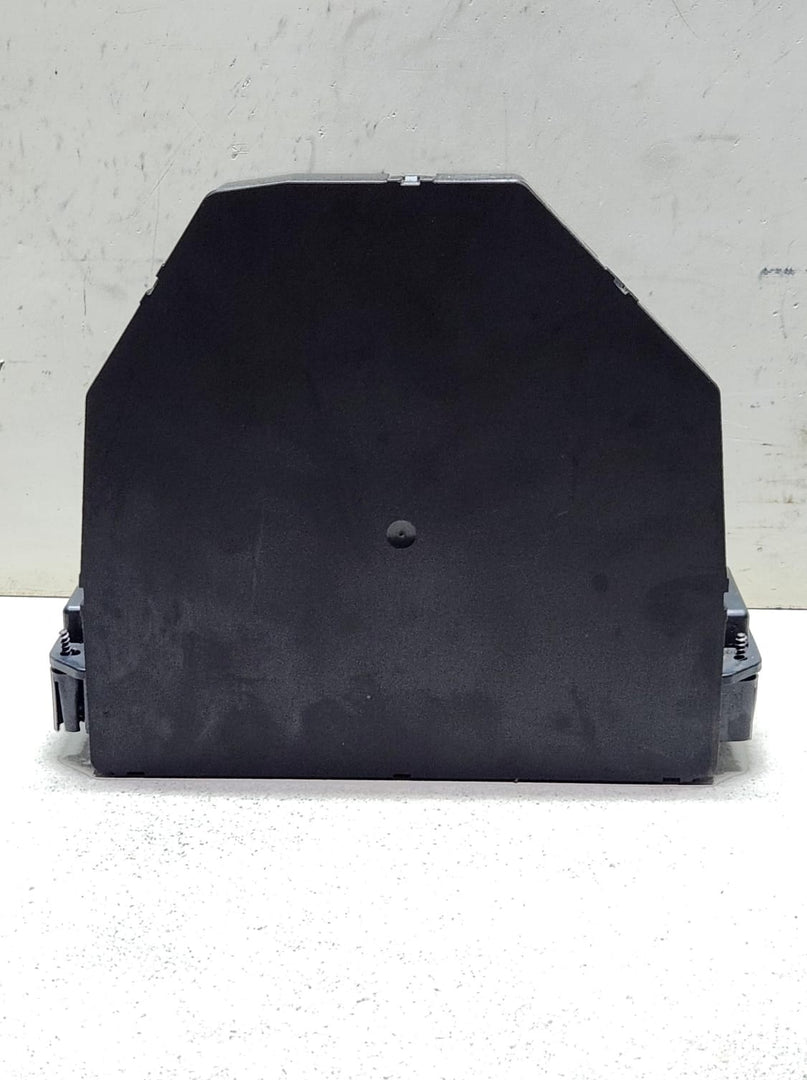 Mercedes-Benz X204 GLK Fuse Box Sam Relay Control Module Front A2129008207 W212 