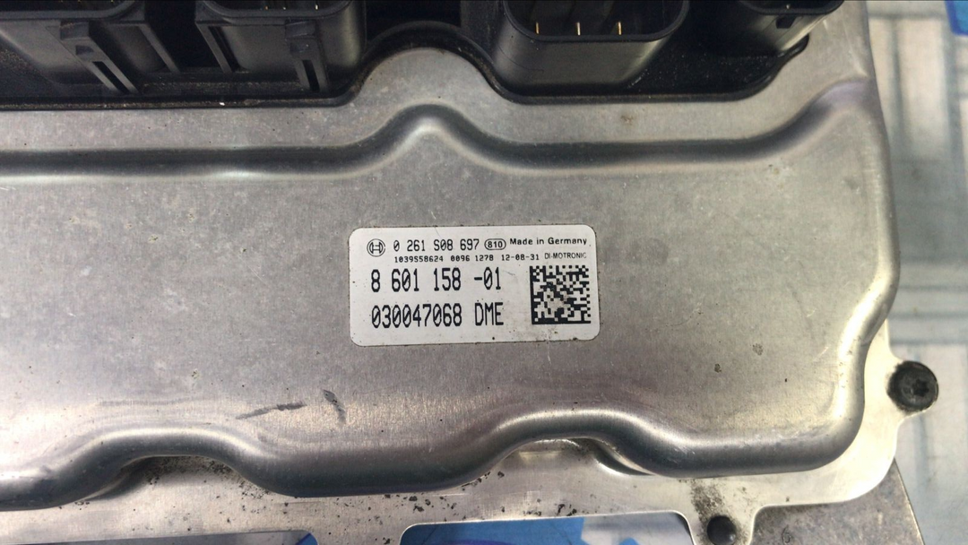 OEM BMW 320i N26 2013 ENGINE CONTROL UNIT ECU SET WITHOUT KEY 8601158 BOSCH