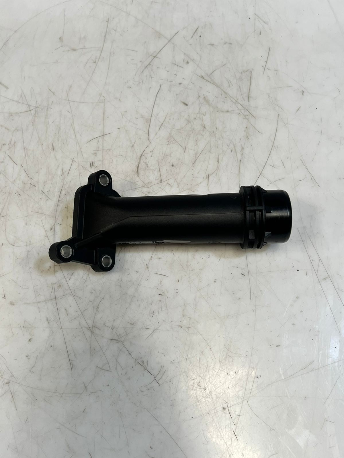 BMW 2' E91 F22 X1 E84 E90 Engine Coolant Water Pipe Hose Cylinder Head 7810707