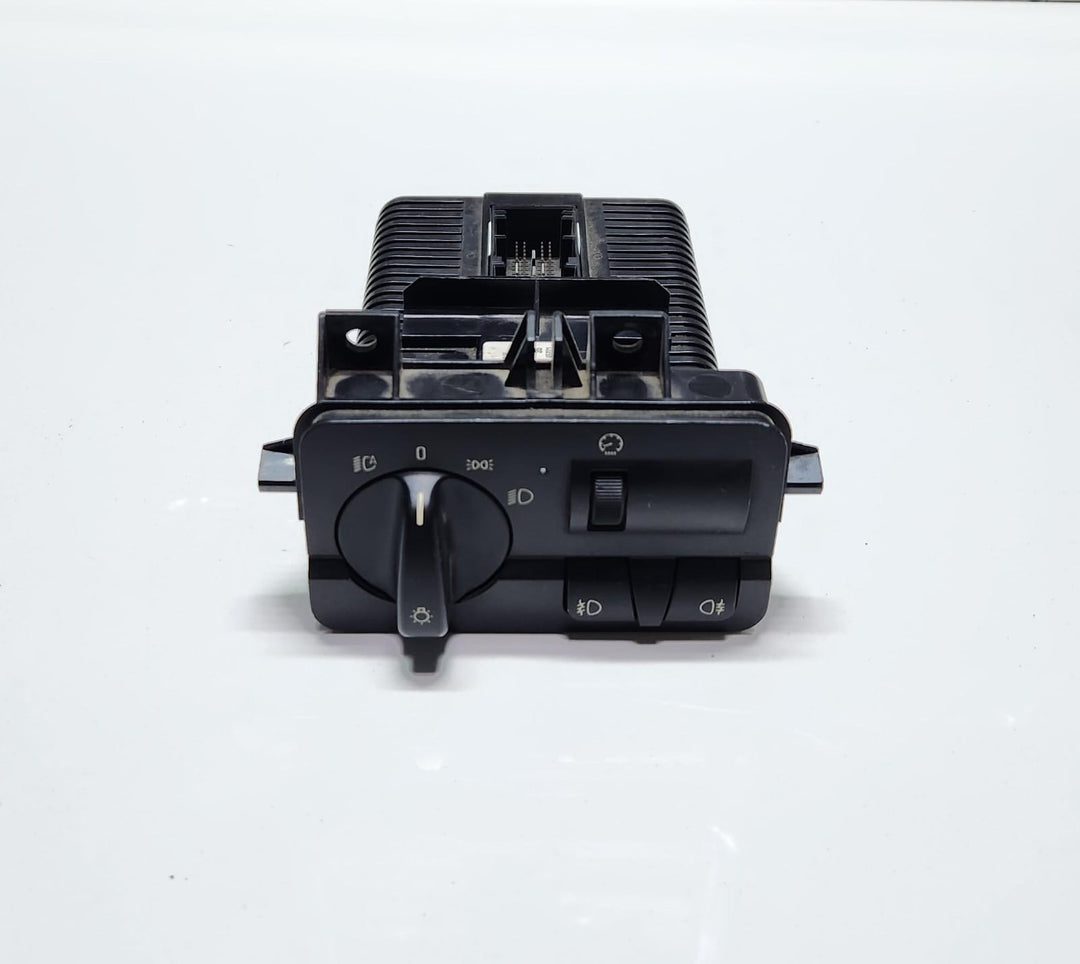 1998-2006 BMW 3 Series Headlight Switch 6936826 3 Series E46 OEM